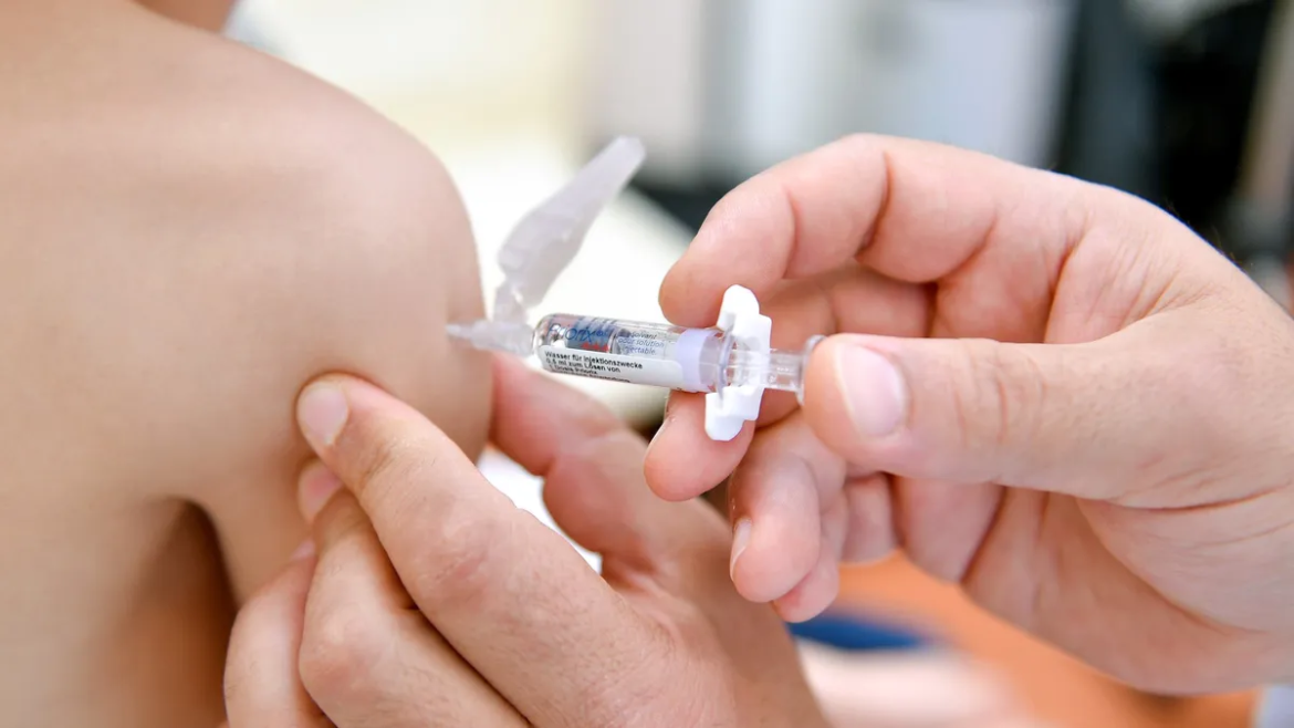 Refuerzo contra el sarampión en el AMBA: comienza una nueva campaña de vacunación para niños de hasta 5 años