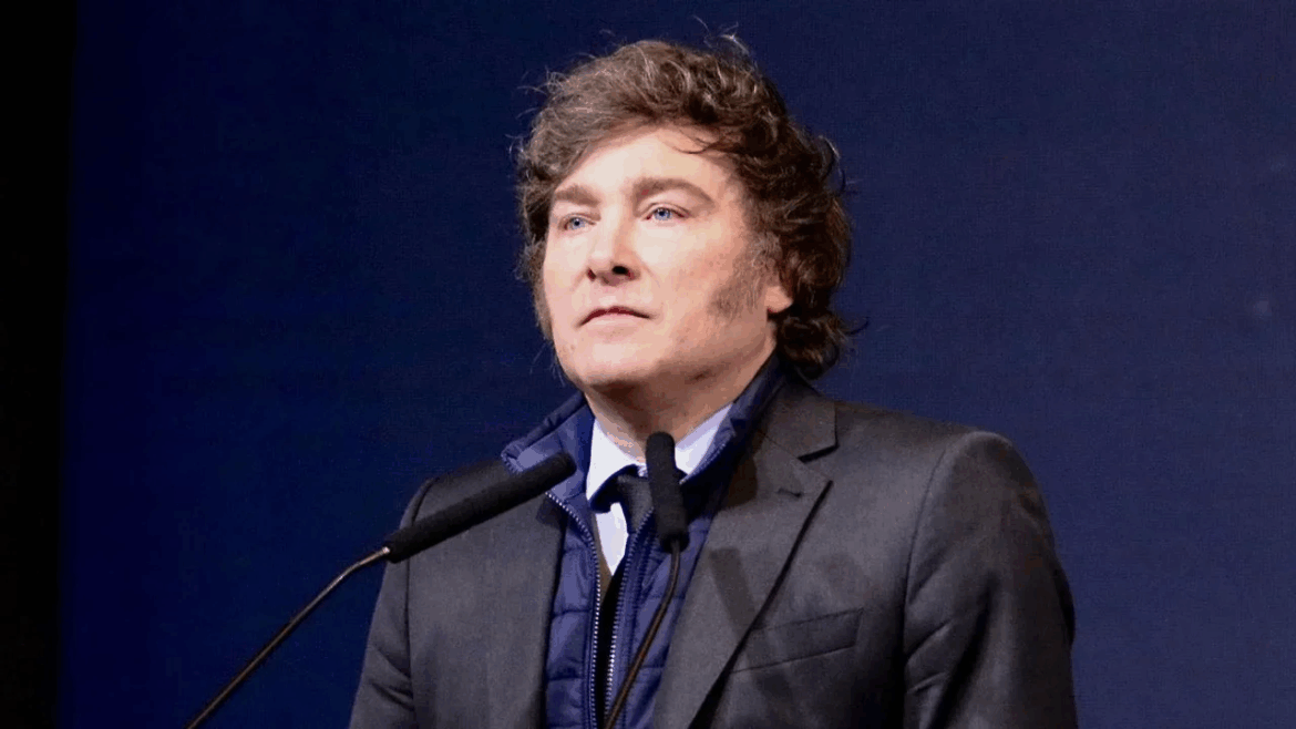 Traspié judicial para Milei: rechazan su denuncia contra el periodista Ari Lijalad