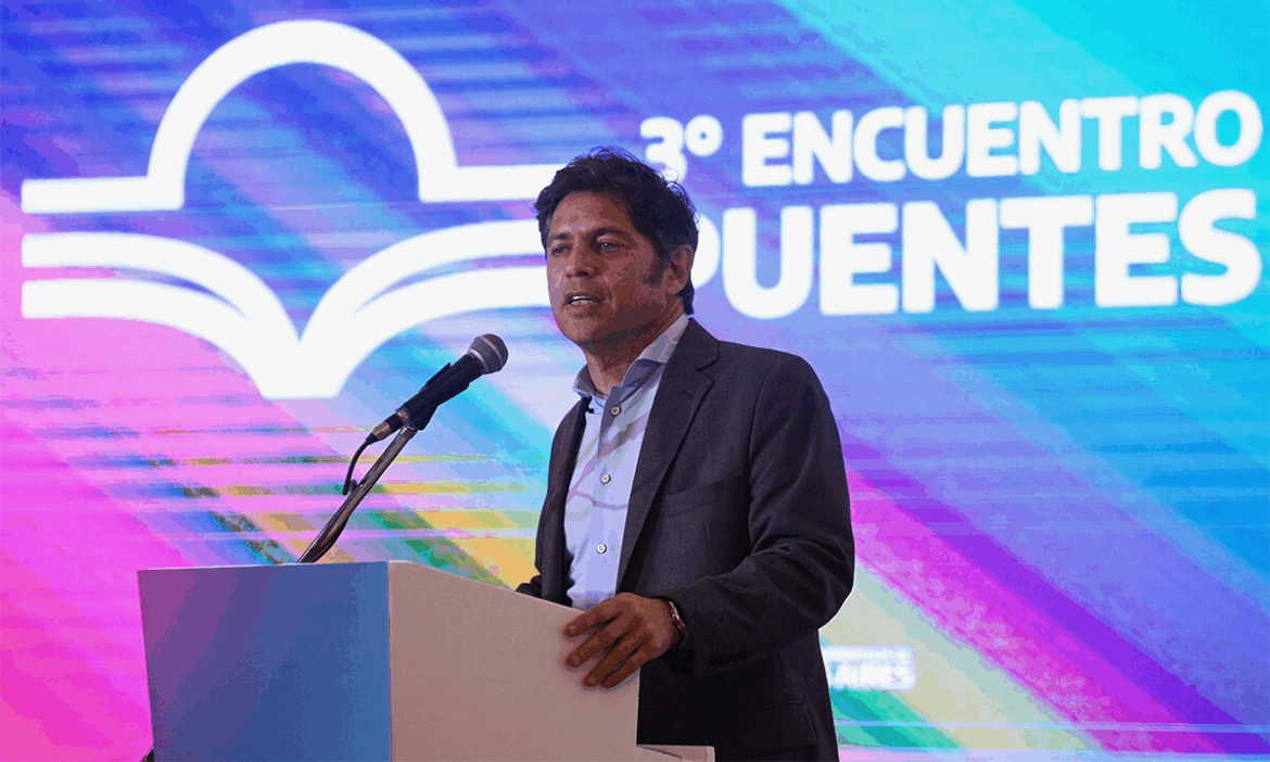 Kicillof respondió a los insultos de Milei: “El que grita e insulta es porque no tiene razón”