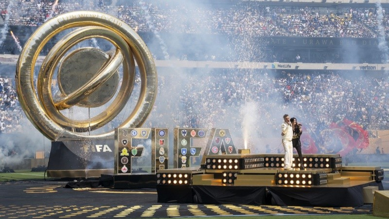 Nuevo himno de la FIFA y show musical estelar en la final del Mundial de Clubes