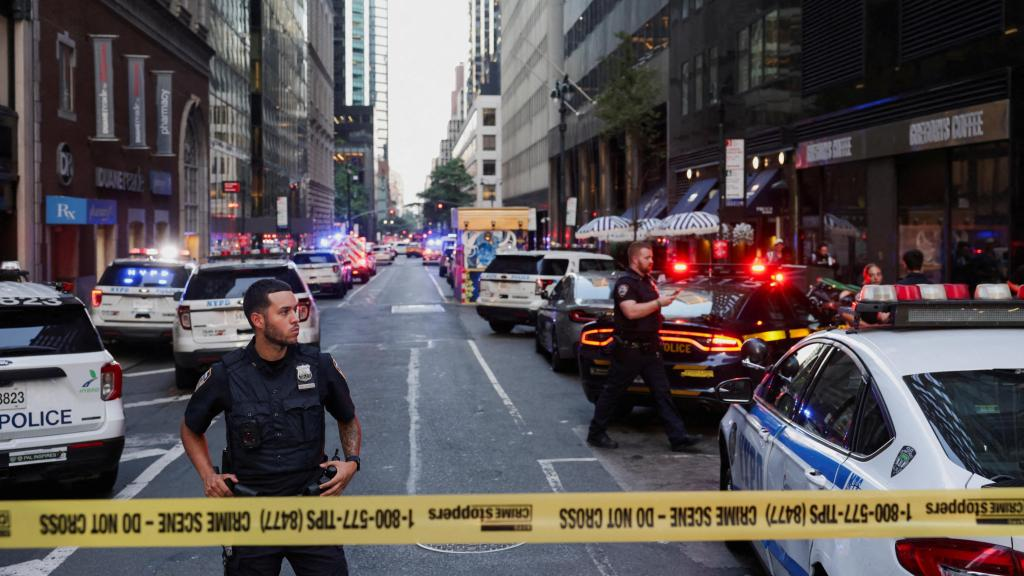 Tragedia en Nueva York: al menos cinco muertos tras un tiroteo en un rascacielos