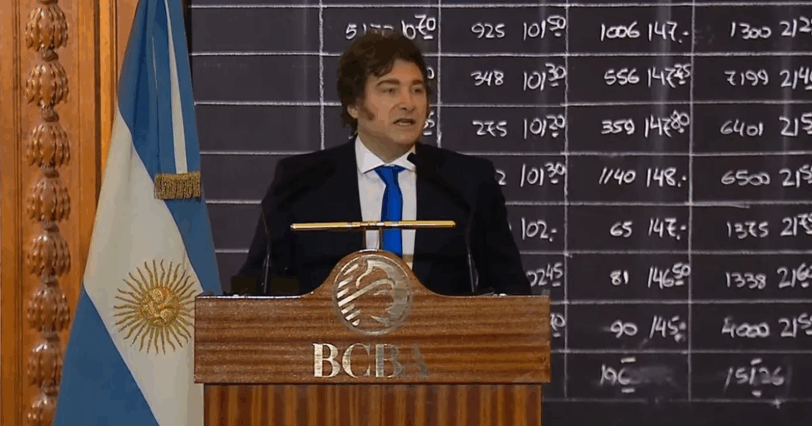 Milei aseguró que vetará el aumento a las jubilaciones y que si se cae el veto irá a la Justicia