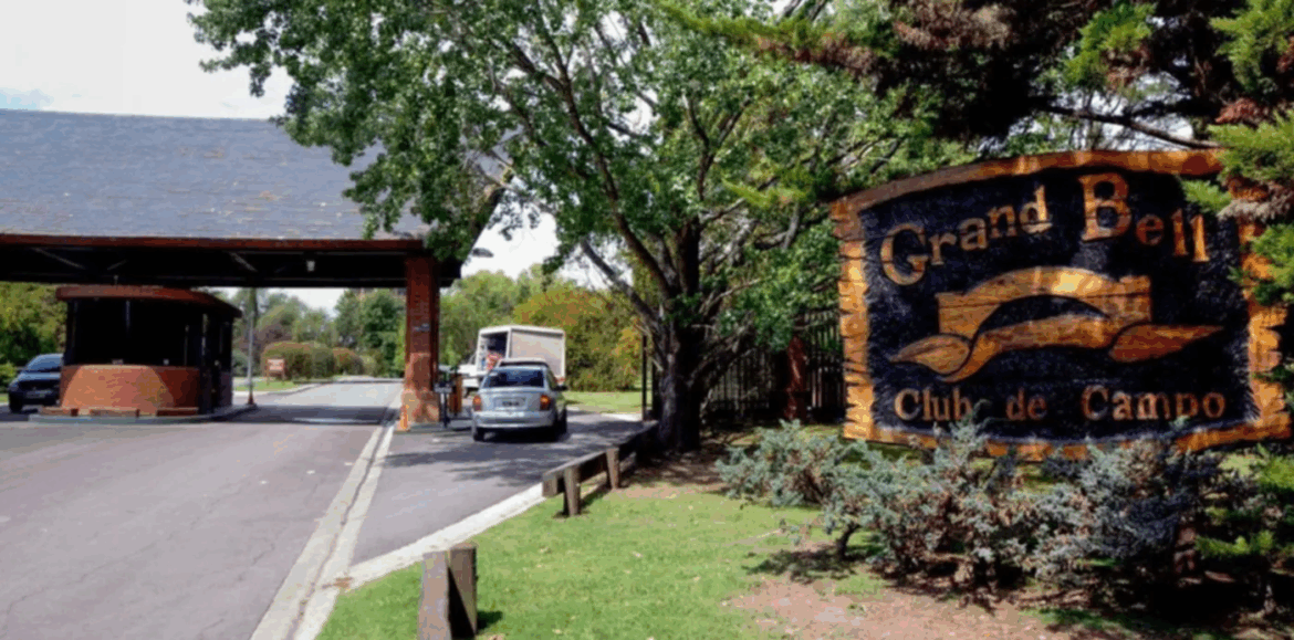 Violento ataque en el country Grand Bell: un empresario inmobiliario fue imputado por agredir a un adolescente