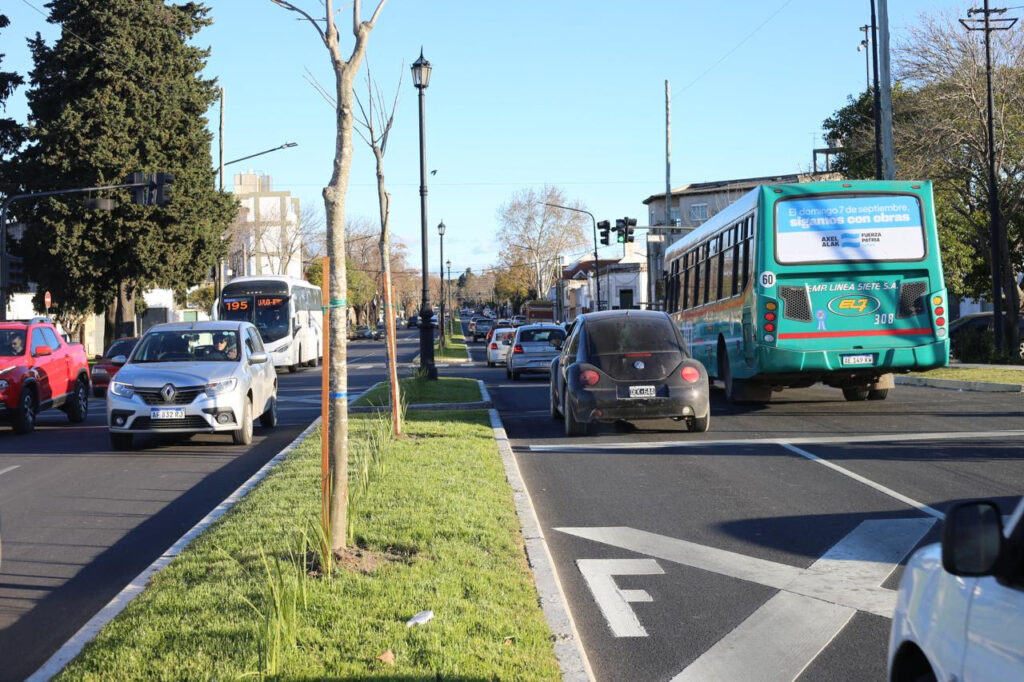 La Plata: La Municipalidad estableció la “onda verde” en diagonal 74 entre 122 y 1