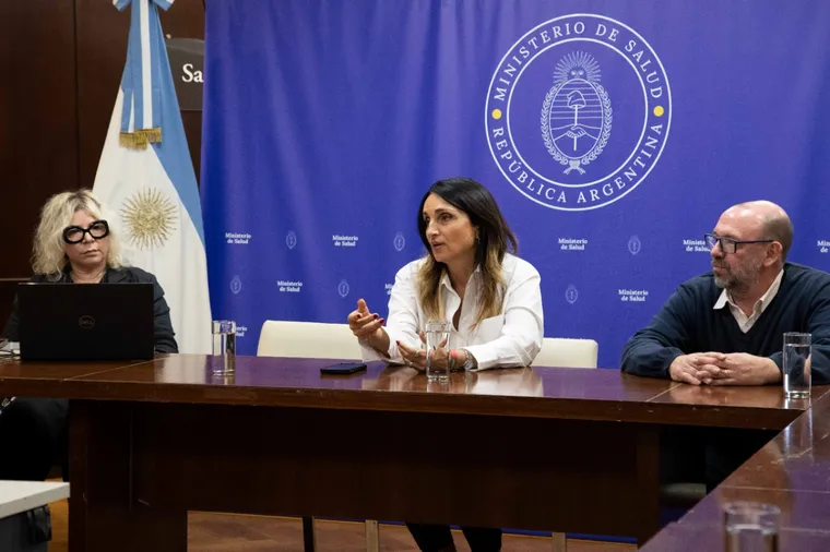 Cecilia Loccisano dejó su cargo como viceministra de Salud y será reemplazada por Guido Giana