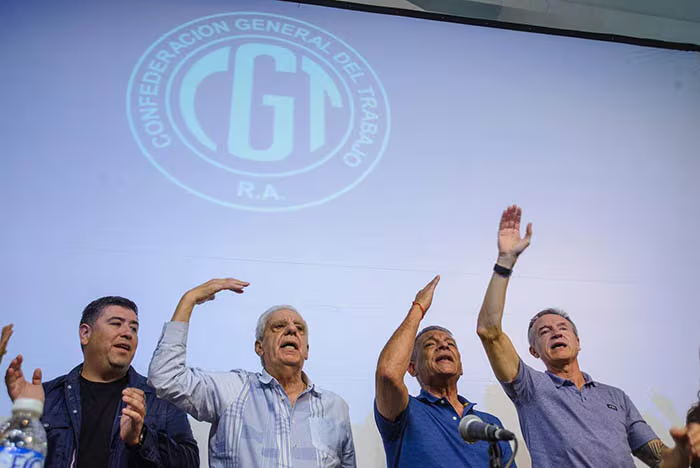 La CGT se reúne para definir su rechazo a la reforma laboral del Gobierno