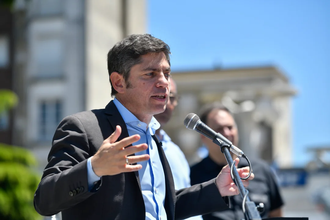 Kicillof inauguró el nuevo puente sobre el río Luján y defendió la inversión provincial en infraestructura