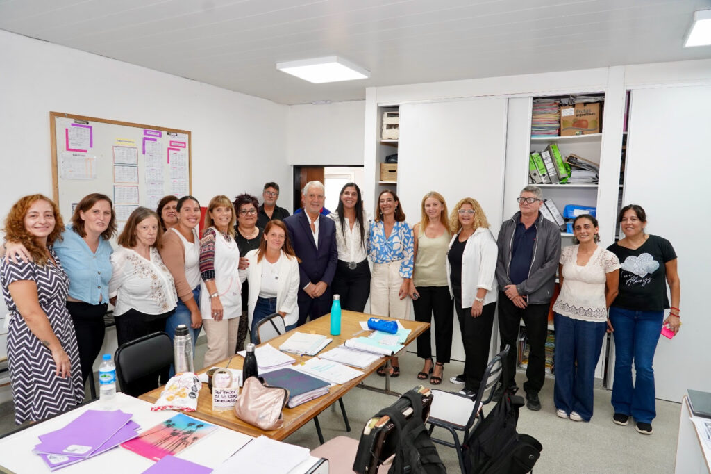 Inversión educativa: mejoras en escuelas de Villa Elvira alcanzan a más de 1.400 estudiantes