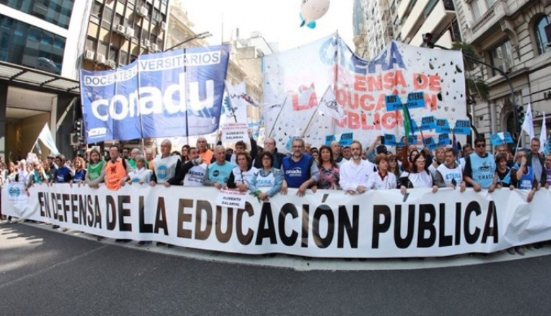 Crece el conflicto en las universidades: reclaman paritarias urgentes en medio del paro docente
