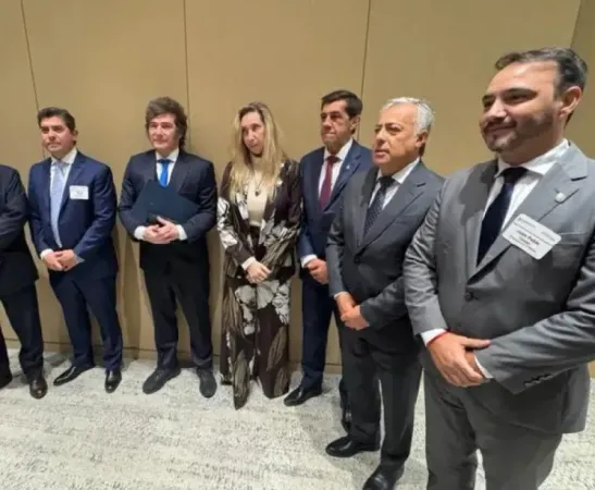 El Gobierno distribuye $400 mil millones en anticipos a provincias y reaviva la tensión por la coparticipación