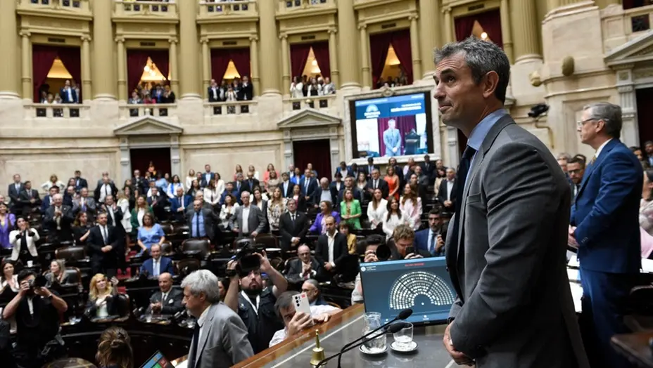 Diputados otorgó aumentos de hasta el 20% a cargos jerárquicos y crece la polémica