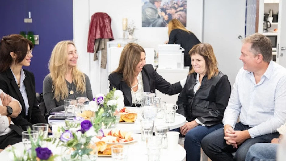 Reordenamiento en el oficialismo: Karina Milei desplaza a Adorni y posiciona a Bullrich