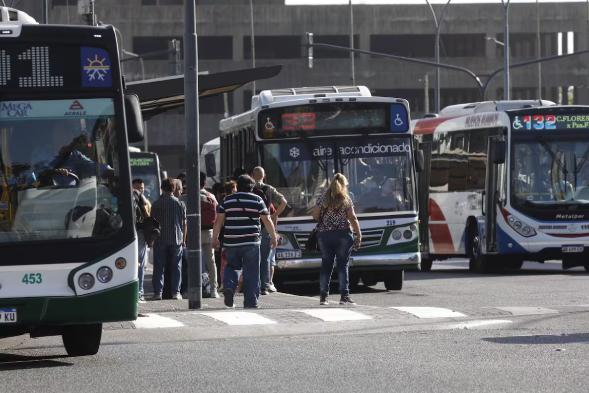 Empresarios del transporte cuestionan el aumento del boleto: “No mueve el amperímetro”