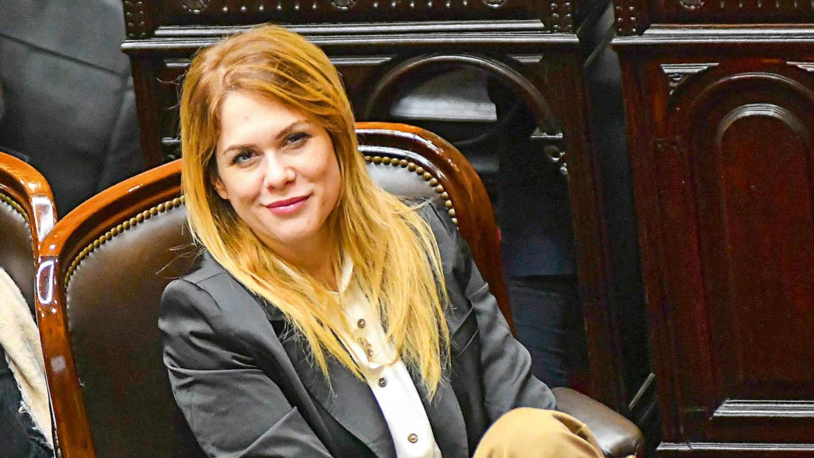 Lemoine salió a defender a Adorni y denunció una supuesta campaña de hostigamiento