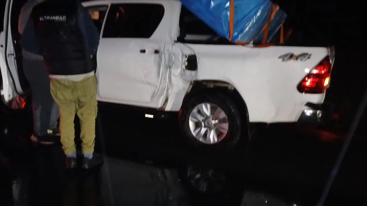 Caos bajo la lluvia: choque múltiple en la Ruta 2 generó momentos de máxima tensión