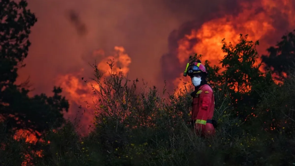 España enfrenta el peor incendio de la historia de Madrid: más de 60.000 evacuados