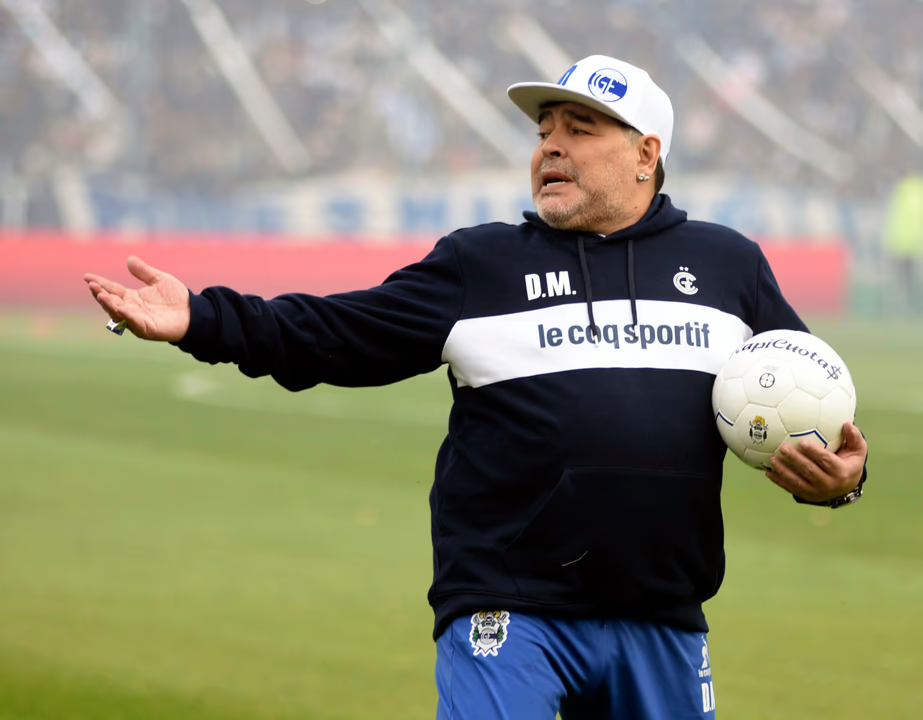 Juicio por la muerte de Maradona: dos testigos de las defensas vuelven a poner el foco en su atención médica