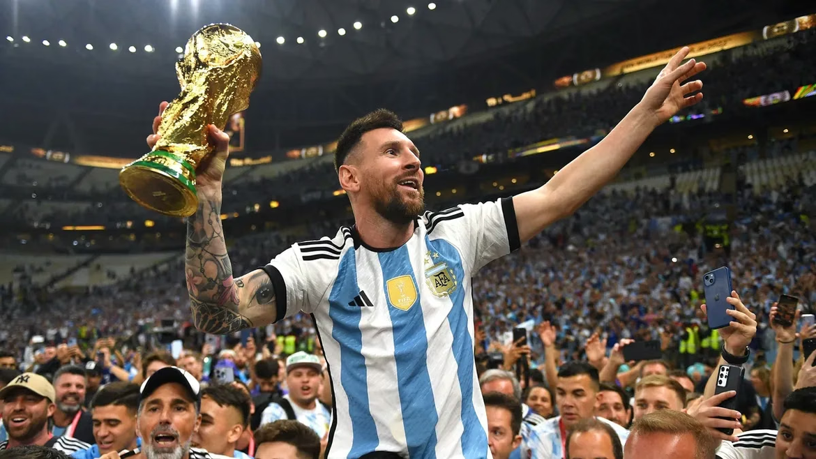 Messi transita sus últimas horas con la Selección antes de la despedida en el Monumental