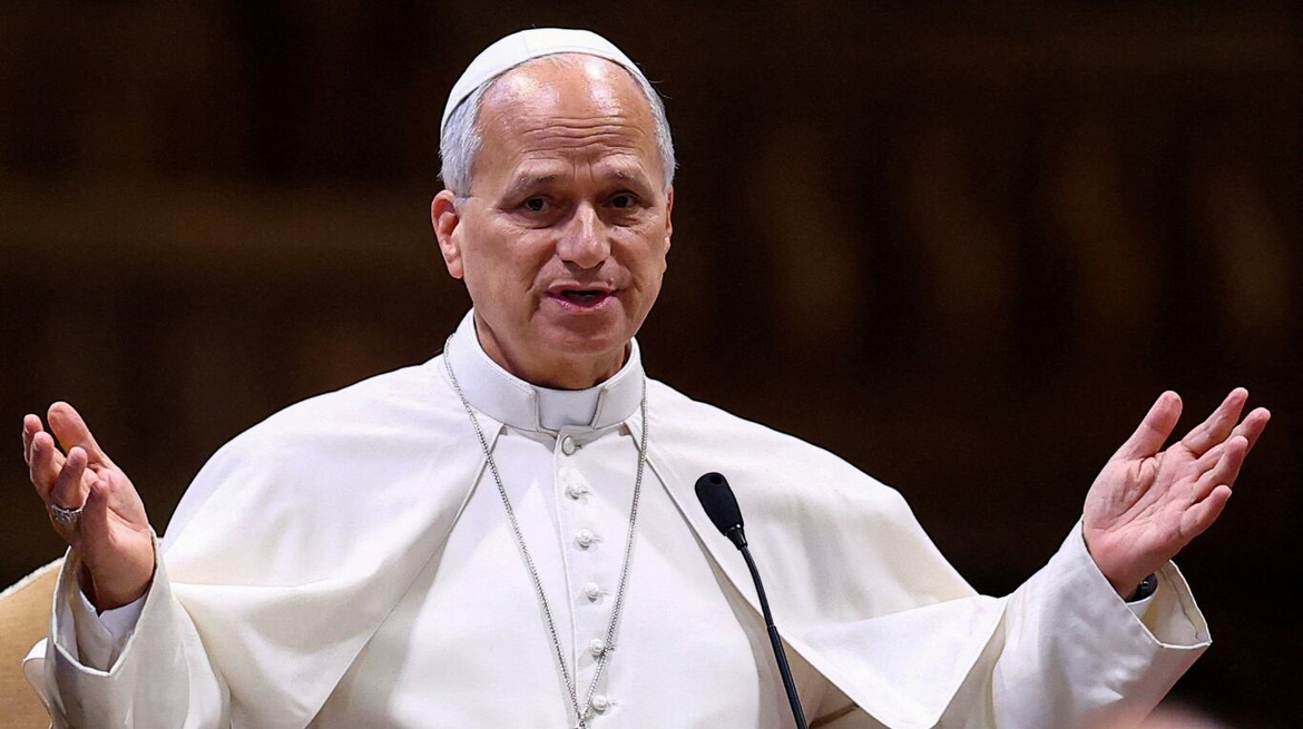 El papa León XIV fue operado de un tumor pulmonar y pasó una noche tranquila